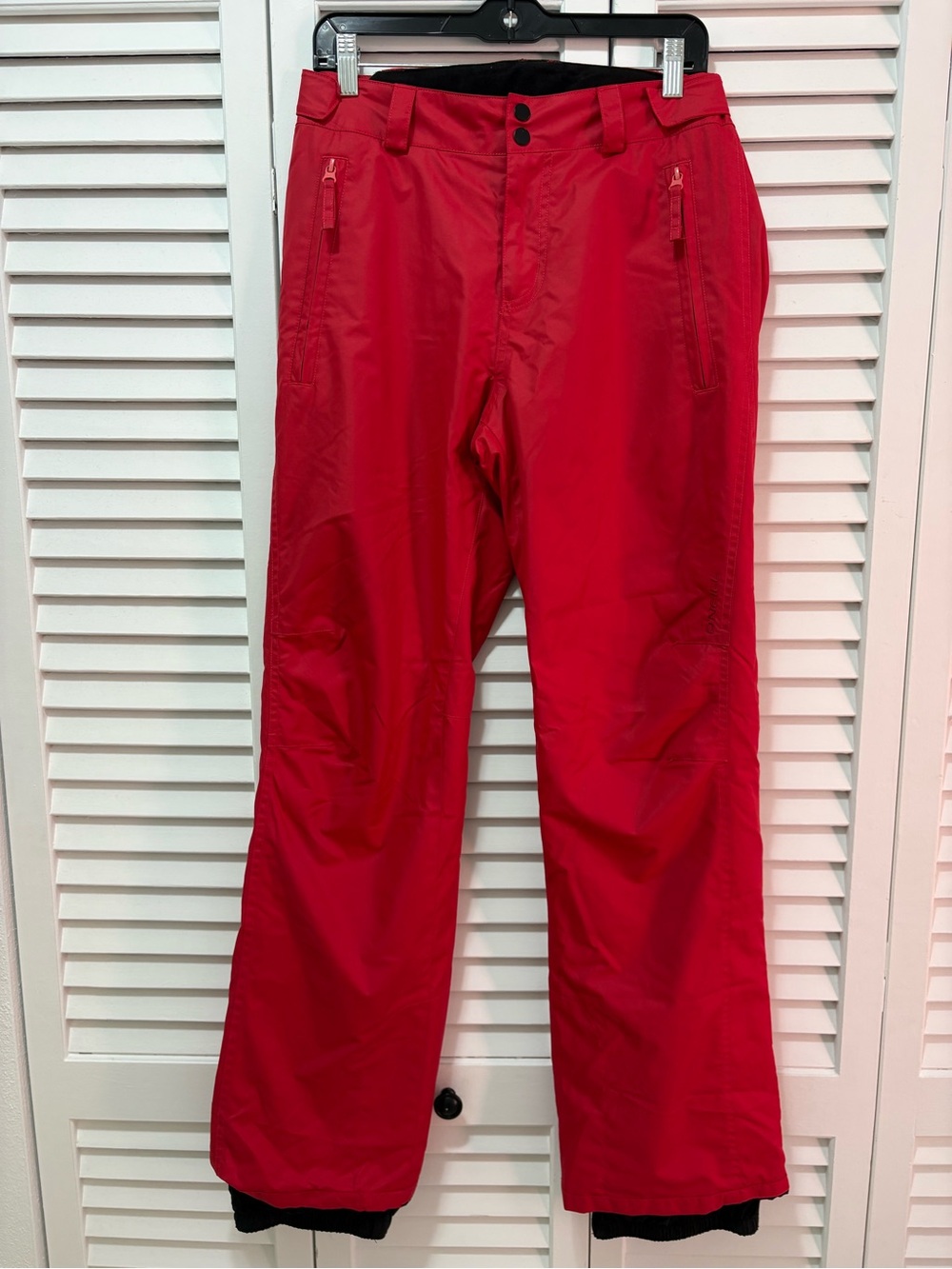 O'Neill women’s Bright Red Ski Pants with Zip Pockets
